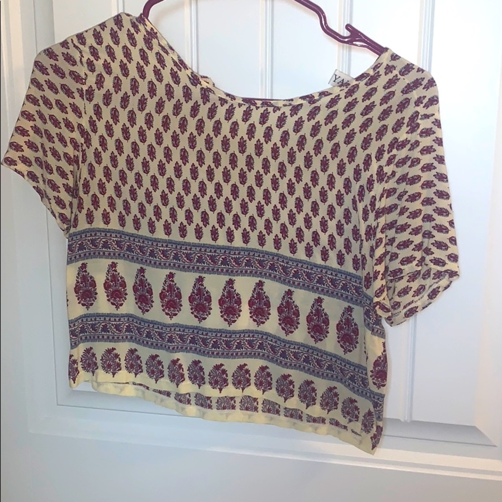Crop top